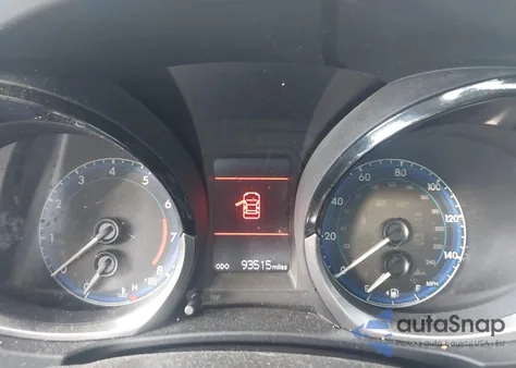 2016 Toyota Corolla S Plus z USA, uszkodzony, nr VIN 2T1BURHE8GC595181